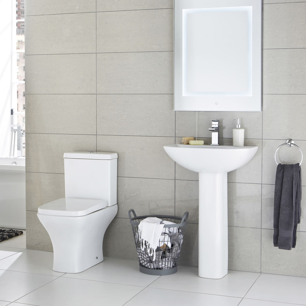 Conjunto de Baño Completo con Inodoro WC, Cisterna, Tapa y Lavabo de 550mm
