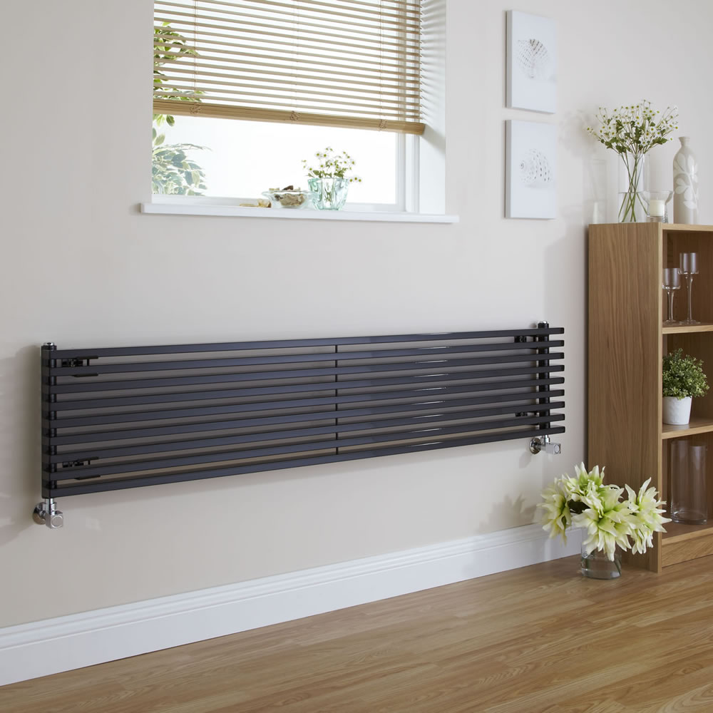 Radiador de Diseño Horizontal - Negro Lúcido - 342mm x 1600mm x 84mm - 1130 Vatios - Fin