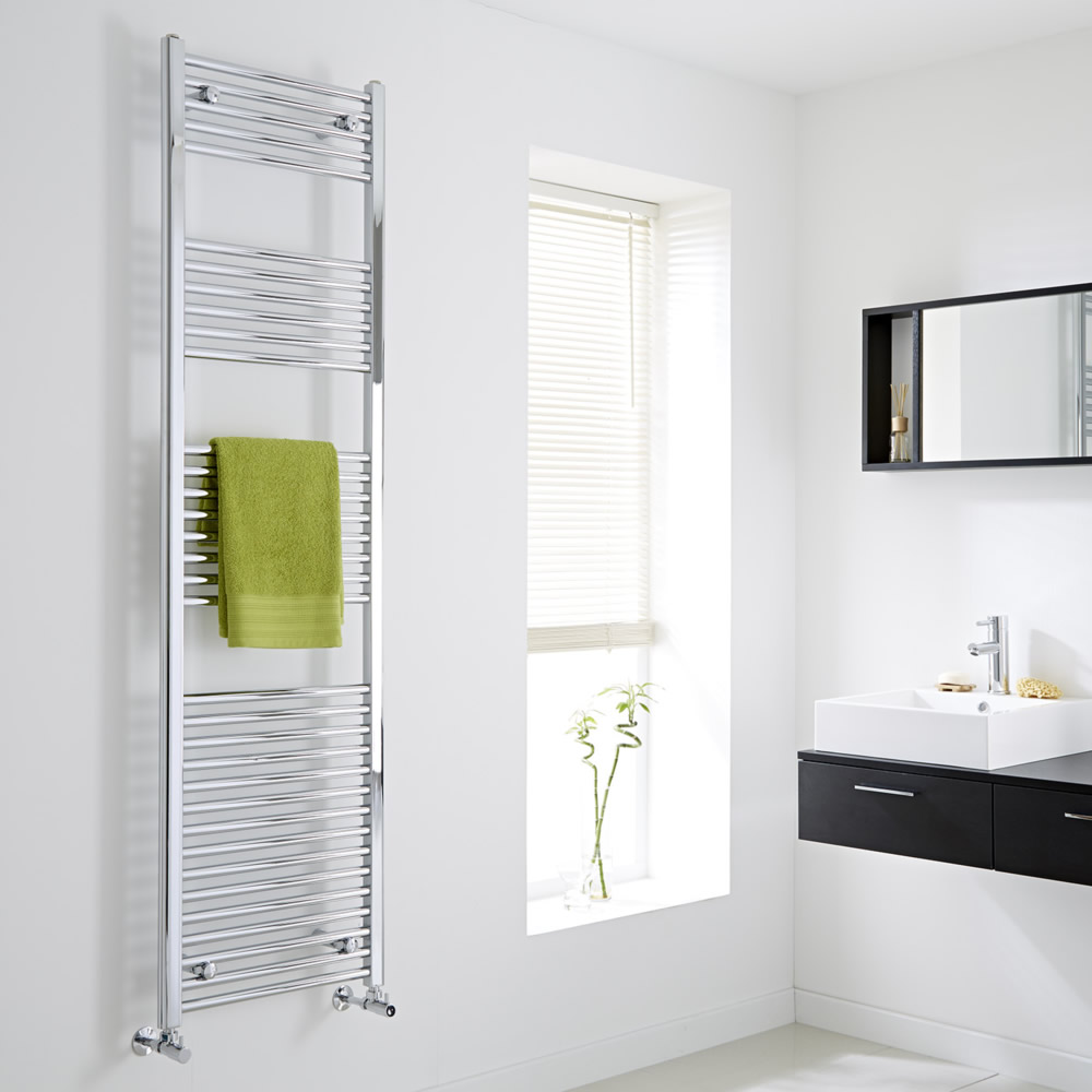 Radiador Toallero Plano - Cromado - 1800mm x 500mm x 30mm - 690 Vatios - Ischia