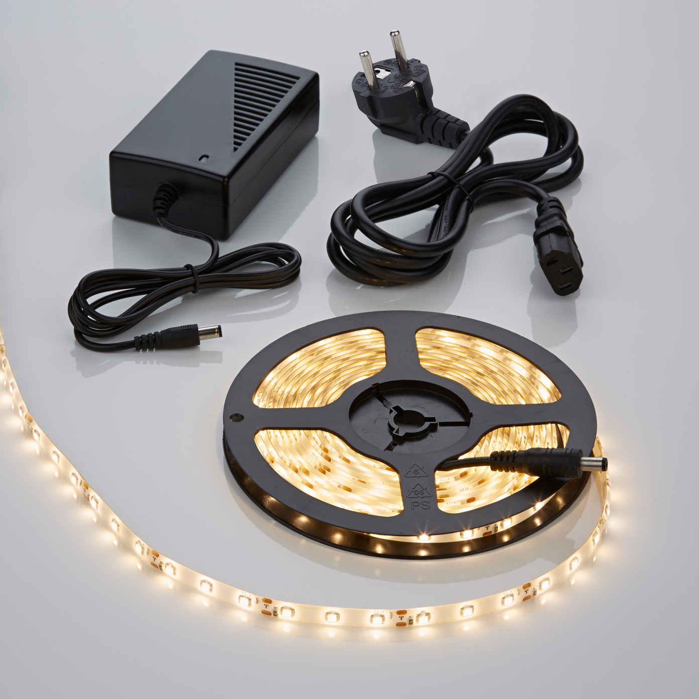 Biard Tira de Luces LED de 5 Metros en Color Blanco Cálido con Alimentación Eléctrica