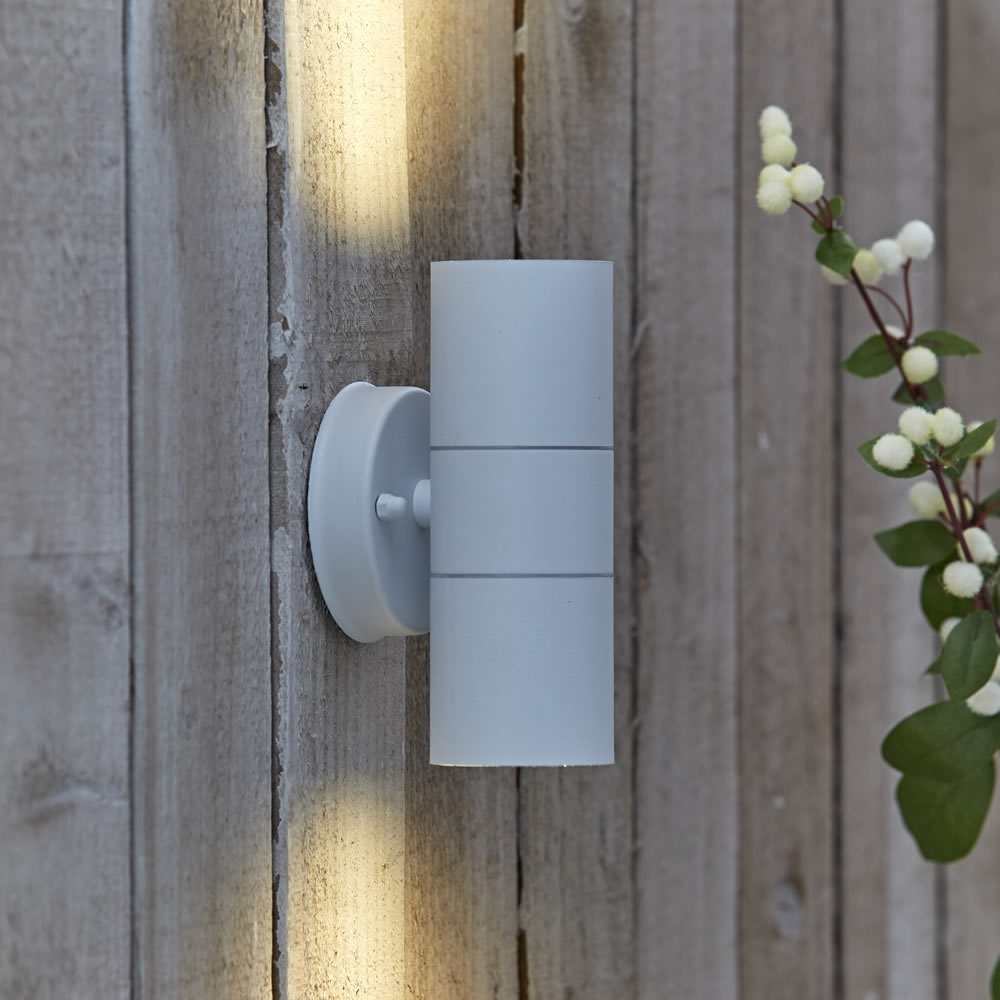 Biard Apliqué de Pared Exterior con Acabado de Color Blanco y Luz con 3 Opciones - Le Mans
