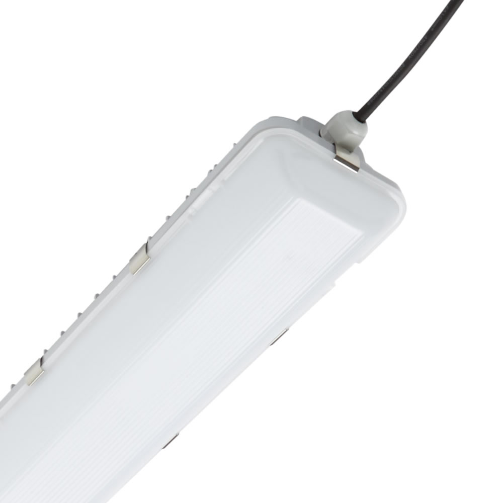 Regleta LED IP65 665 x 115 x 80mm con LEDs integrados 30W