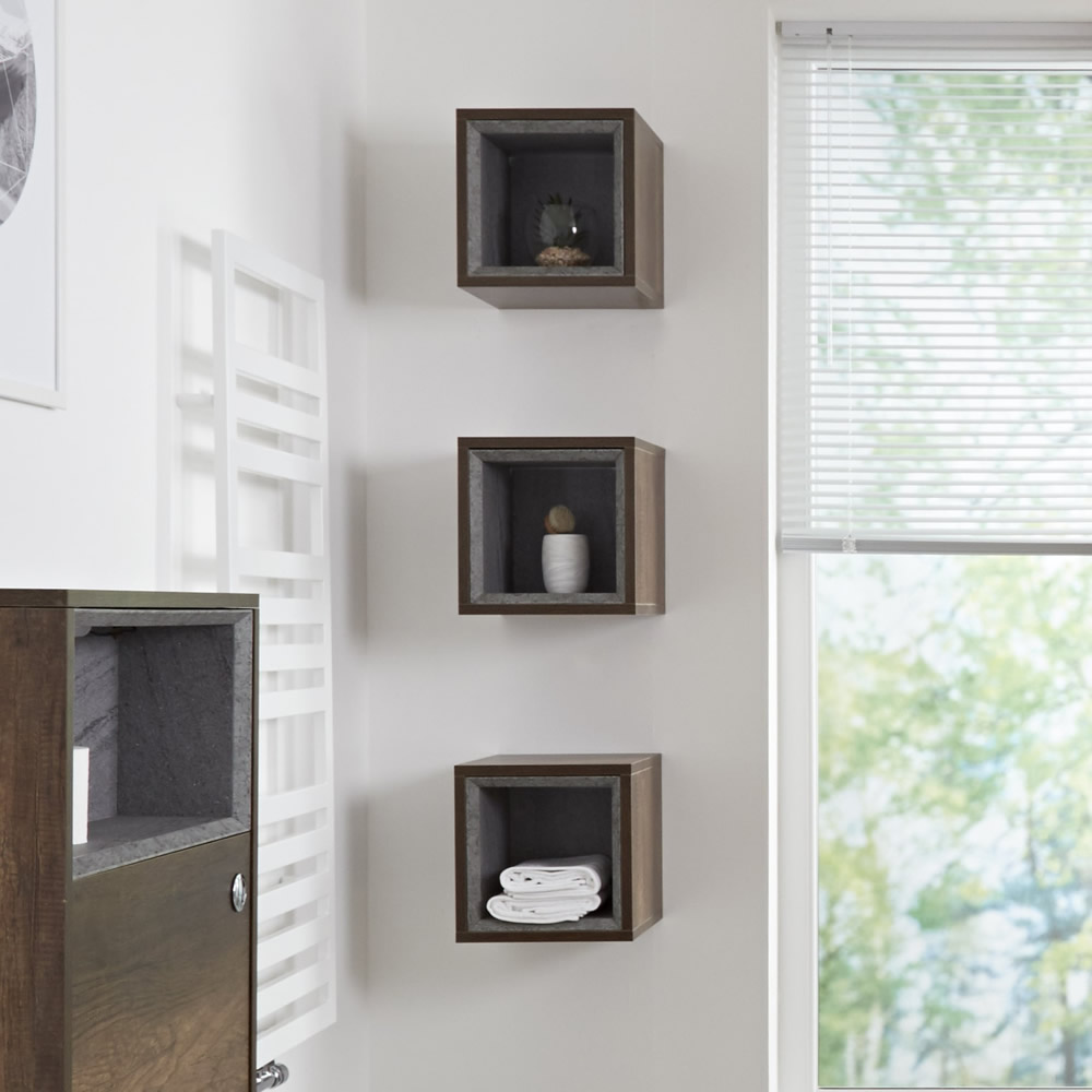 Mueble Mural para Cuarto de Baño de 300mm Color Roble Oscuro con Diseño Abierto - Hoxton