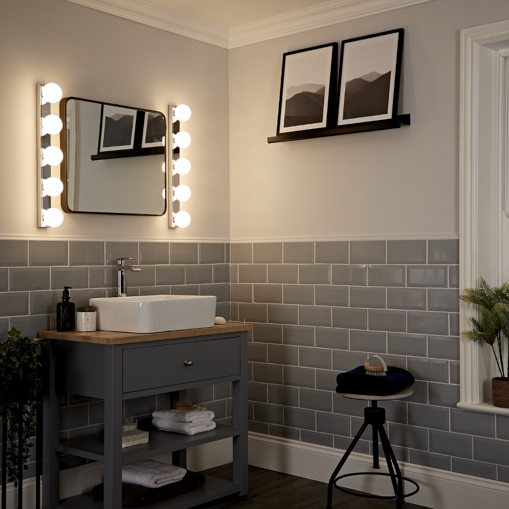 Luminaria LED Estilo Hollywood para Cuarto de Baño - Lucerne