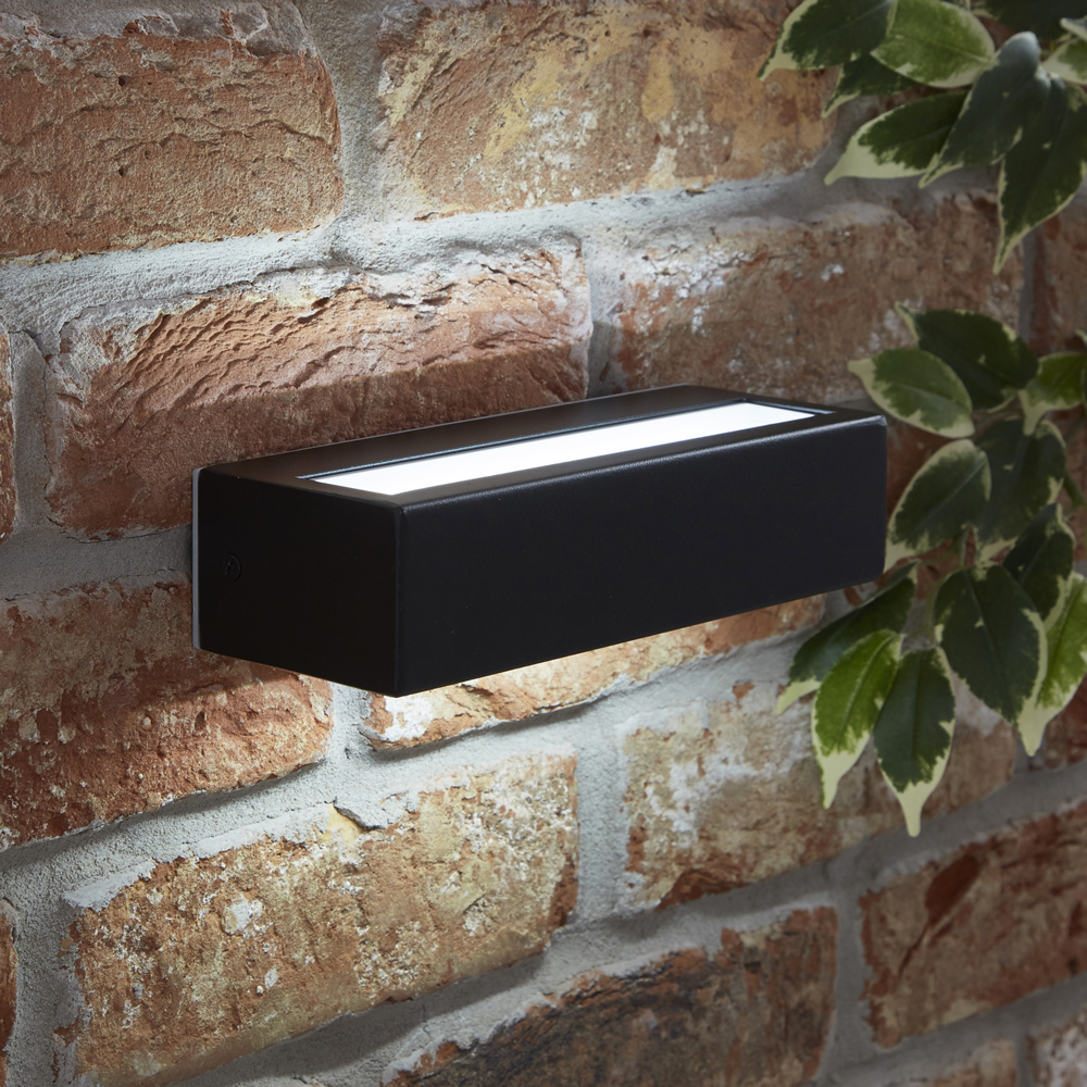 Biard Apliqué Exterior de Acero Inoxidable Negro con LED Integrado - Ternay