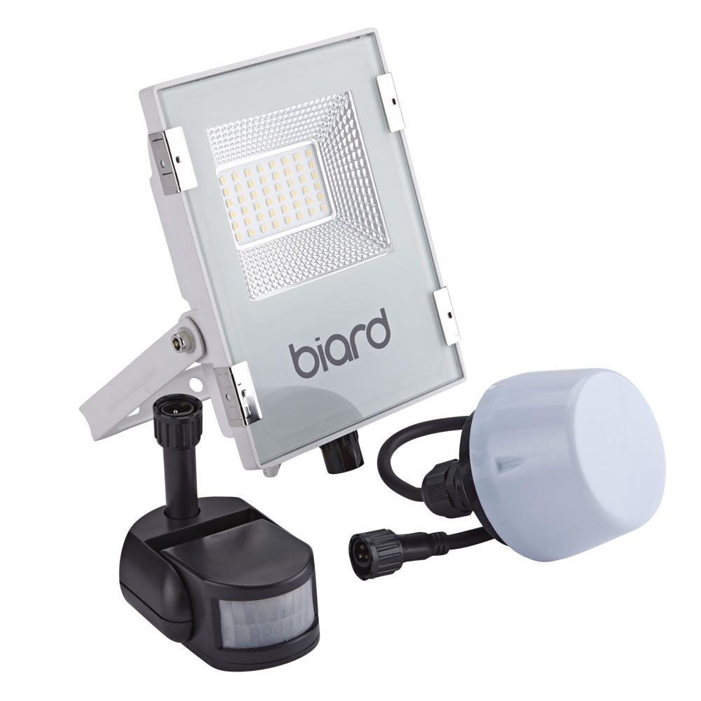 Biard Foco Proyector Plano Blanco 20W con Opción entre Sensor PIR o Sensor Crepuscular
