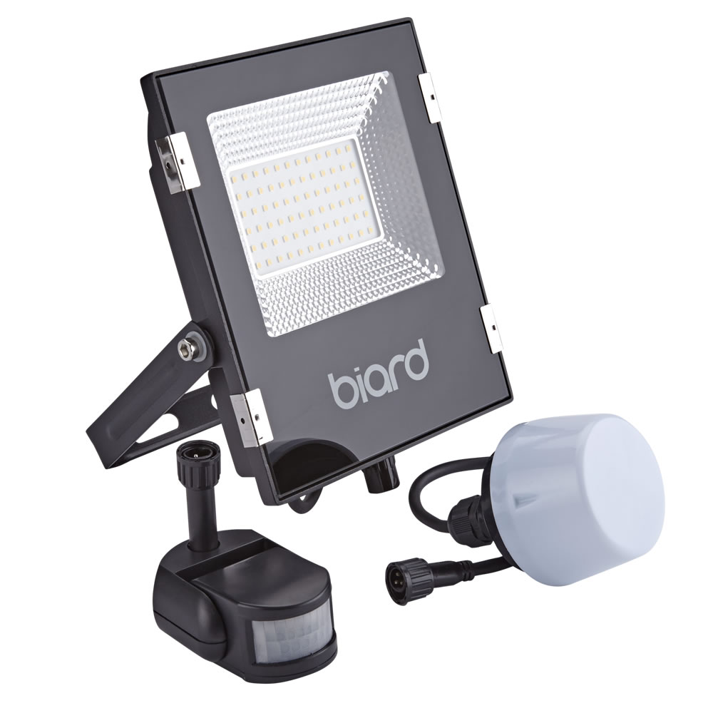 Biard Foco Proyector Plano Negro 30W con Opción entre Sensor PIR o Sensor Crepuscular