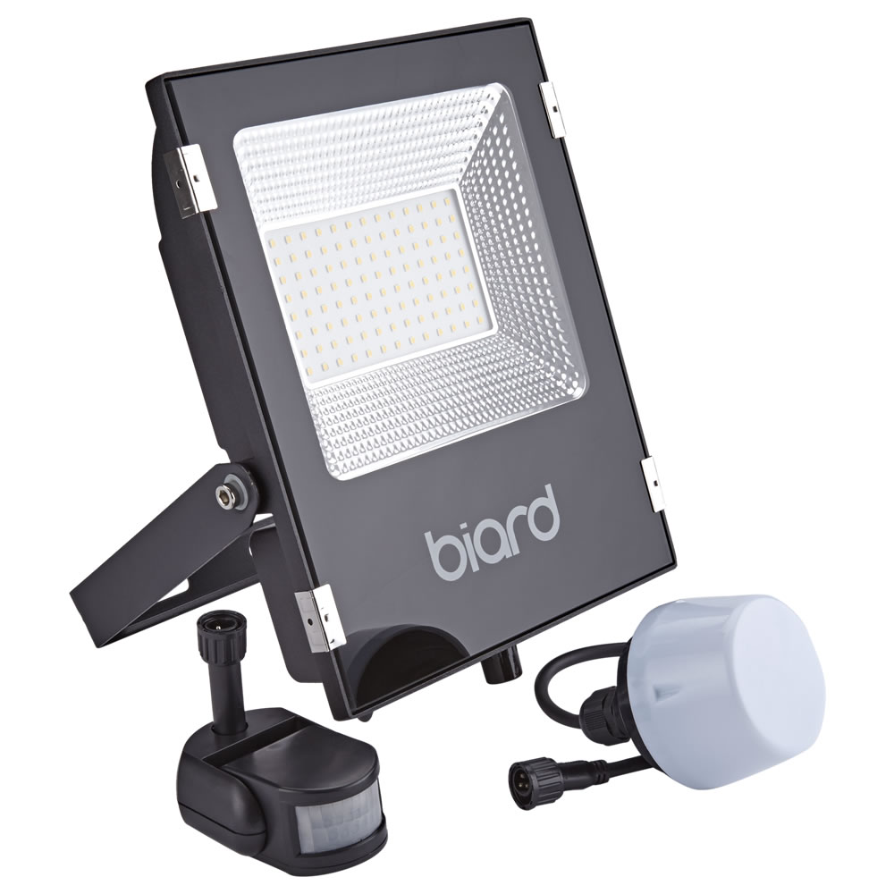 Biard Foco Proyector Plano Negro 50W con Opción entre Sensor PIR o Sensor Crepuscular