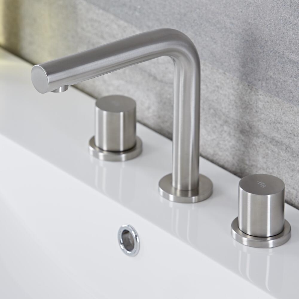 Batería de Lavabo de 3 Agujeros en Acero Inoxidable con Manijas de Color Acero - Bomere