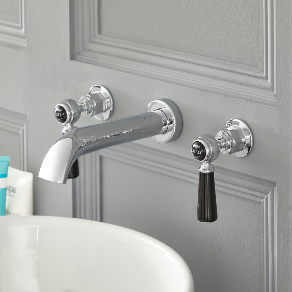 Grifo Mezclador de Pared de 3 Agujeros Tradicional para Lavabo Color Cromado y Negro con Manijas a Palanca - Elizabeth