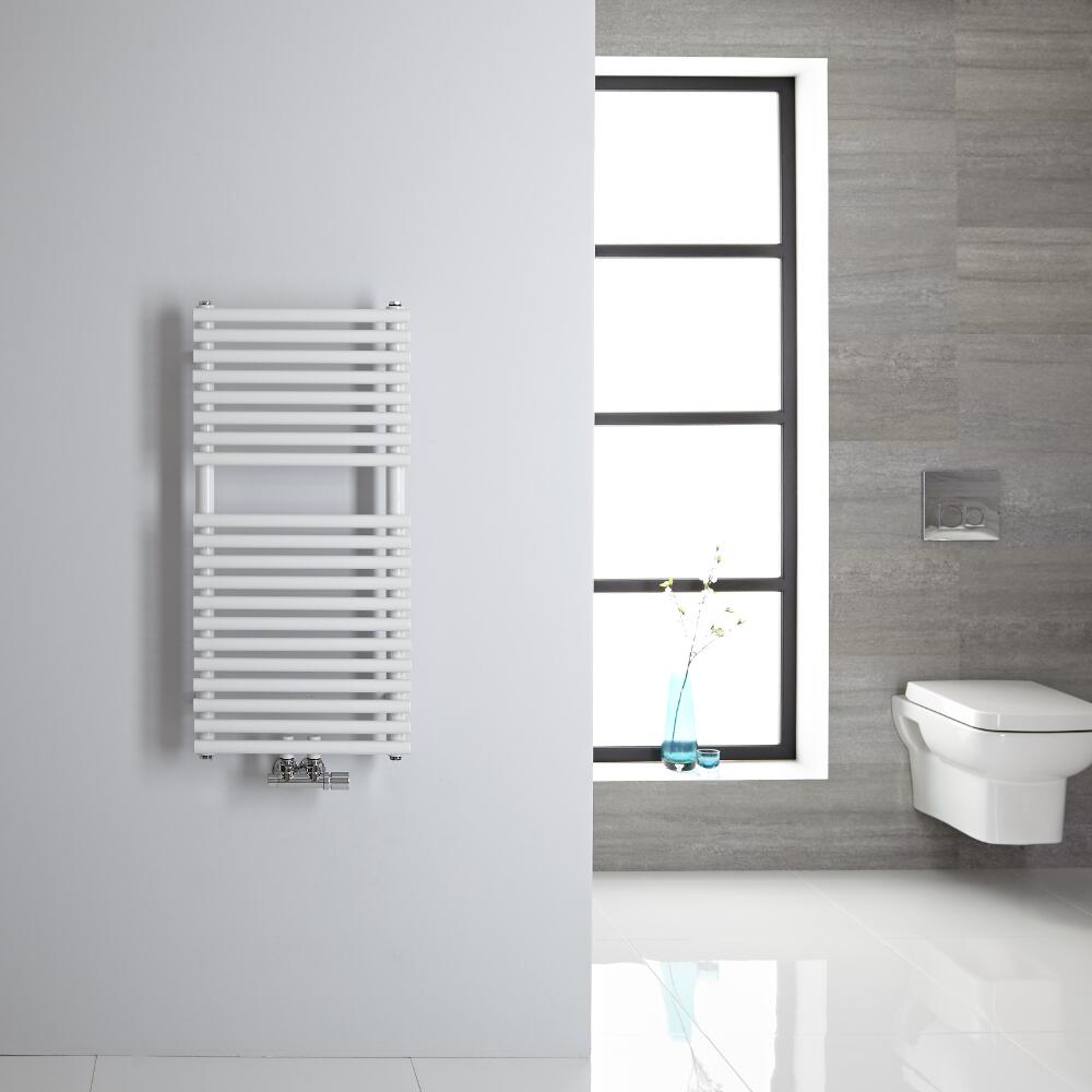 Radiador Toallero - Plano - Conexión Central - Blanco - 835mm x 400mm - 304 Vatios - Magera
