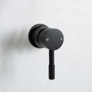 Llave de Ducha de 1 Función Manual Redonda Negra - Nox