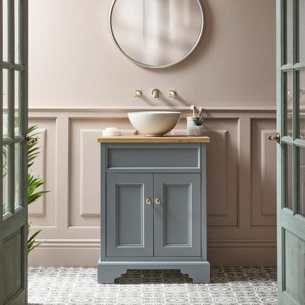 Mueble de Lavabo Tradicional  - 645mm - Selección de Lavabos y Disponible con Manija en Distintos Diseños y Acabados - Thornton