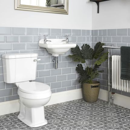 Conjunto Tradicional para Cuarto de Baño Completo con Inodoro Monobloque y Lavabo Suspendido - Richmond