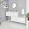 Mueble Base Mural Completo con Lavabo de Sobre Encimera de Color Blanco Opaco con Diseño Escalonado de 1800mm con Opción LED - Newington