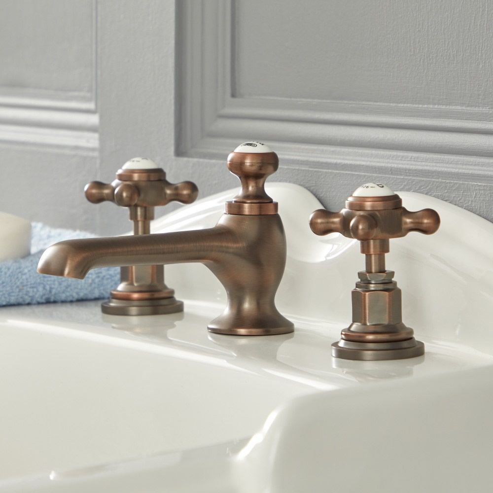 Grifo Mezclador para Lavabo de 3 Agujeros Estilo Tradicional Color Efecto Bronce Bruñido Manijas en Cruceta - Elizabeth