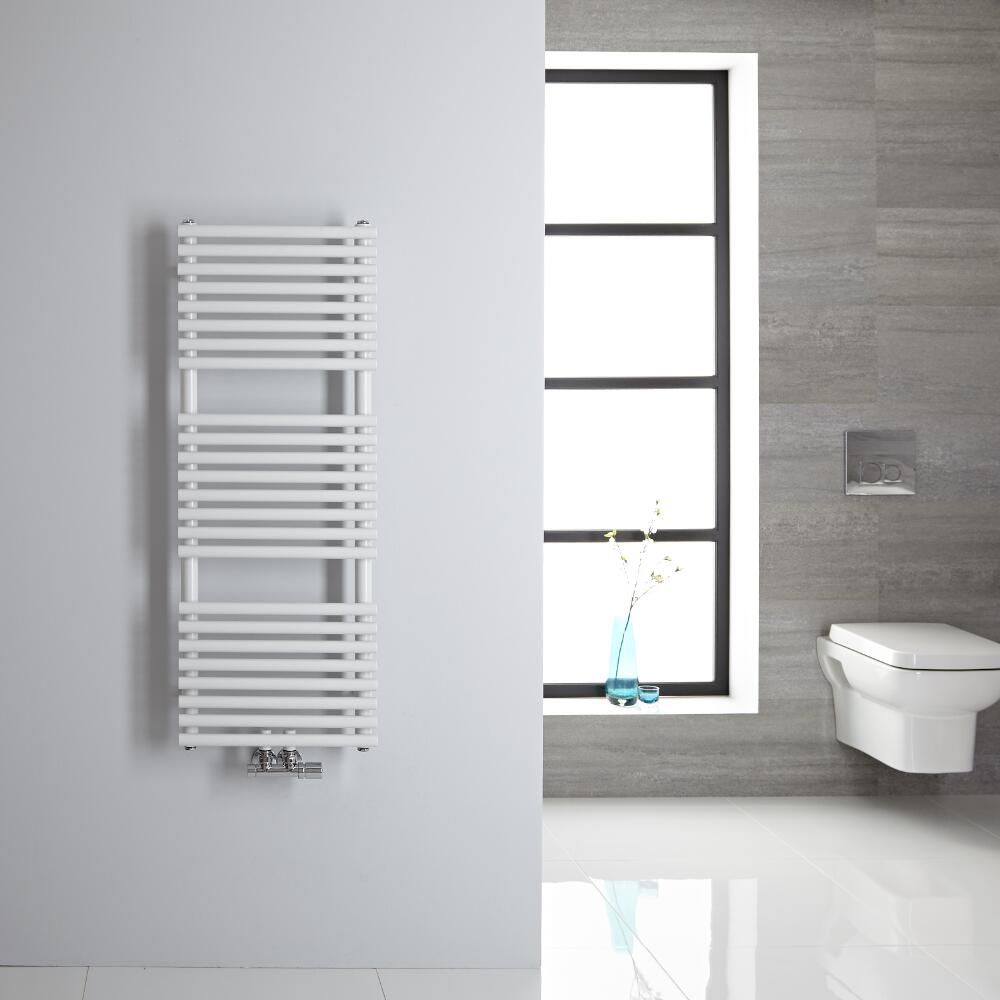 Radiador Toallero - Plano - con Conexión Central - 1065mm x 400mm - Blanco - Magera
