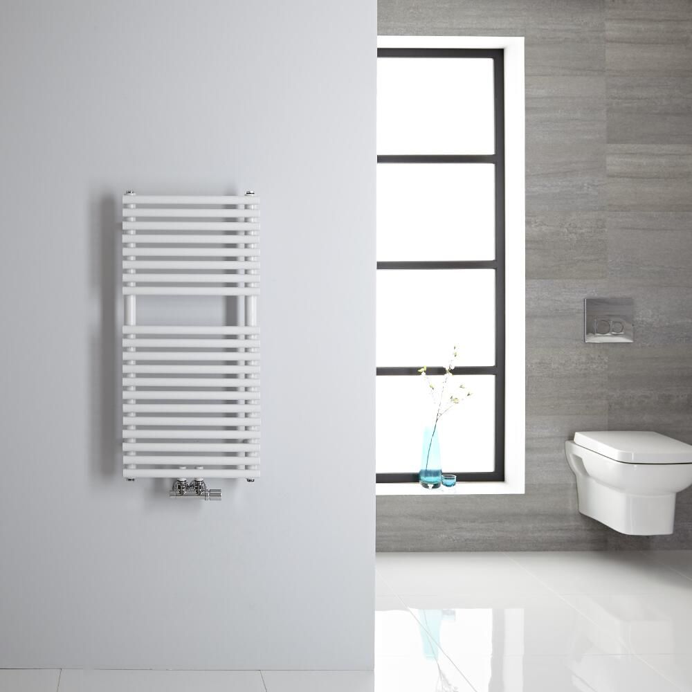 Radiador Toallero - Plano - con Conexión Central - 835mm x 400mm - Blanco - Magera