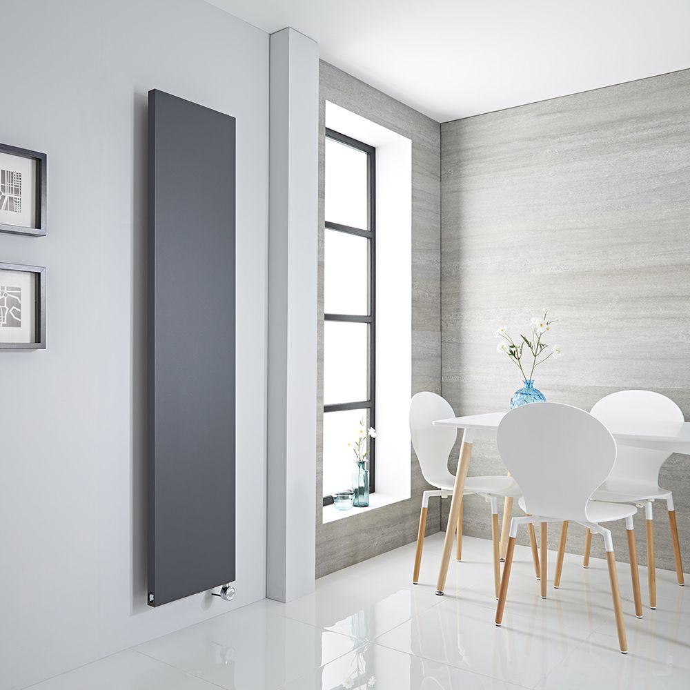 Radiador de Diseño Eléctrico Vertical Antracita - Panel Plano - 1800mm x 400mm (Panel Único) - Rubi - ECOSO de Hudson Reed