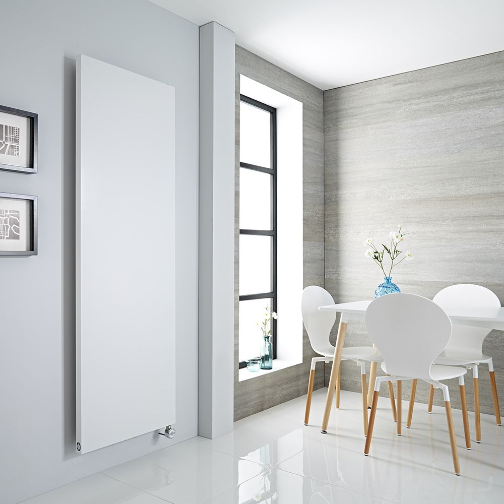 Radiador de Diseño Eléctrico Vertical Blanco - Panel Plano - 1800mm x 600mm (Panel Único) - Rubi - ECOSO de Hudson Reed