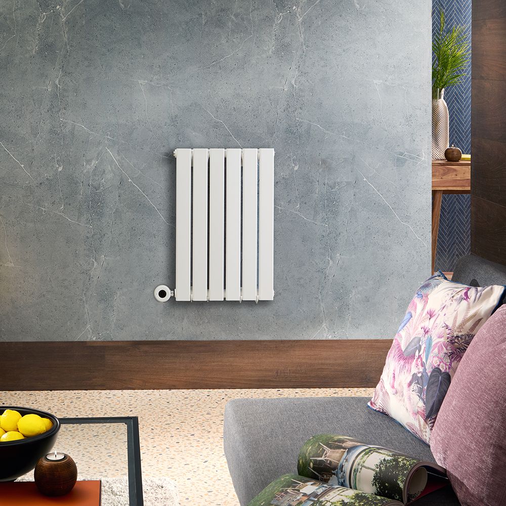 Radiador de Diseño Eléctrico Horizontal - Blanco - 635mm x 420mm x 46mm -  con Elemento Eléctrico Termostático Wi-Fi de 400W  - Delta - Fabricado por ECOSO de Hudson Reed