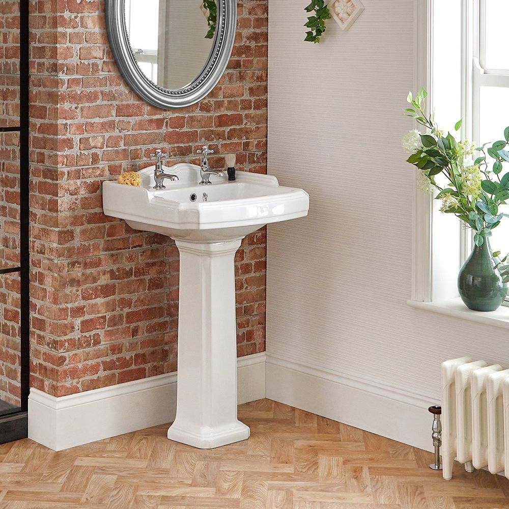 Lavabo con Pedestal Tradicional Realizado de Cerámica Blanca con 2 Agujeros para la Grifería - Regent