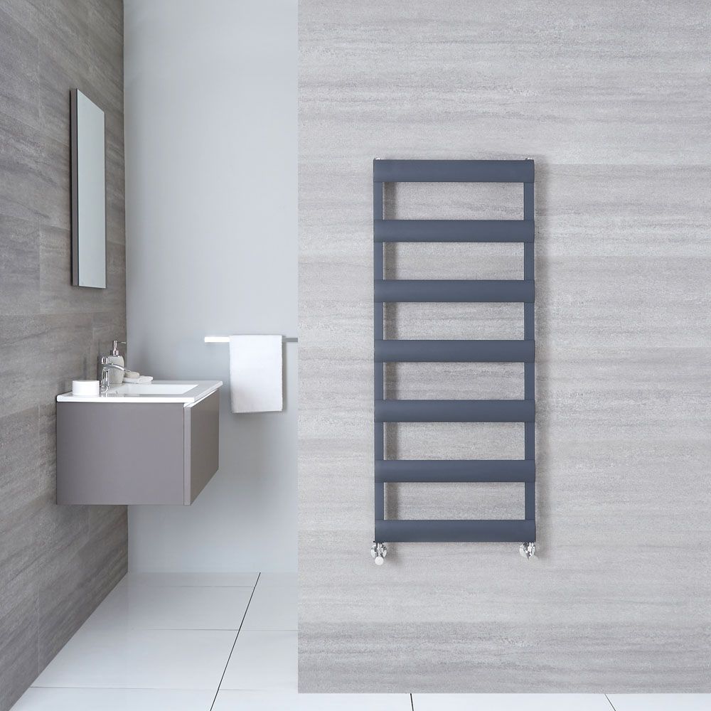 Radiador Toallero - Plano - 1190mm x 500mm - Antracita - Gradus