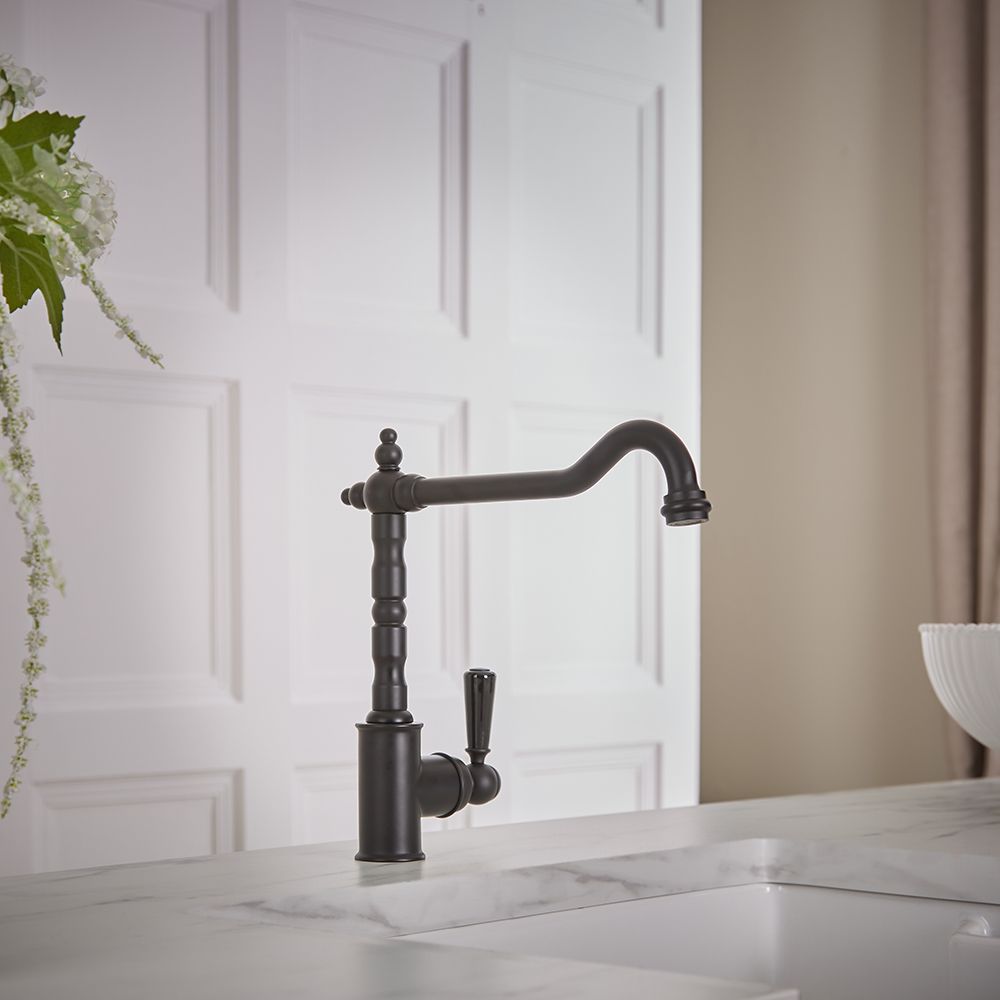 Grifo Mezclador Monomando para Fregadero de Cocina en Estilo Clasico Negro Elizabeth