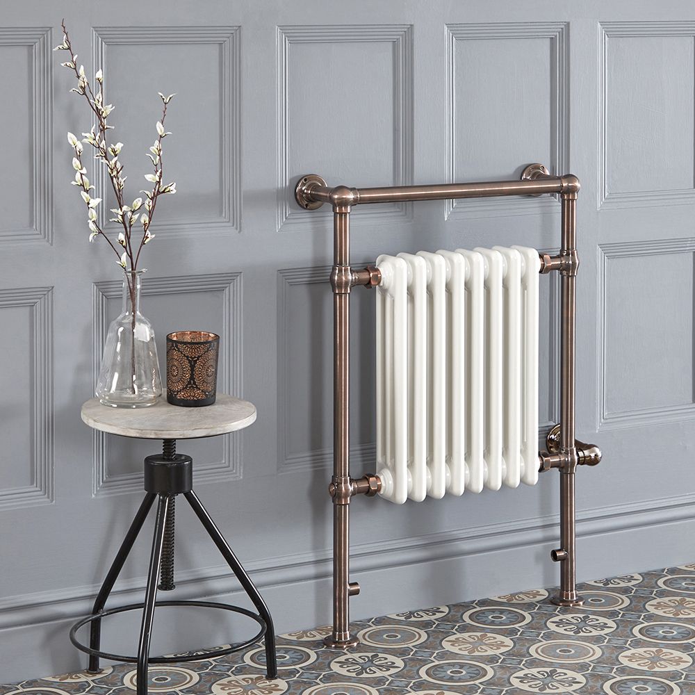 Radiador Toallero Eléctrico Tradicional Elizabeth con Barra Toallero Superior - Efecto Bronce Cepillado - 930mm x 620mm