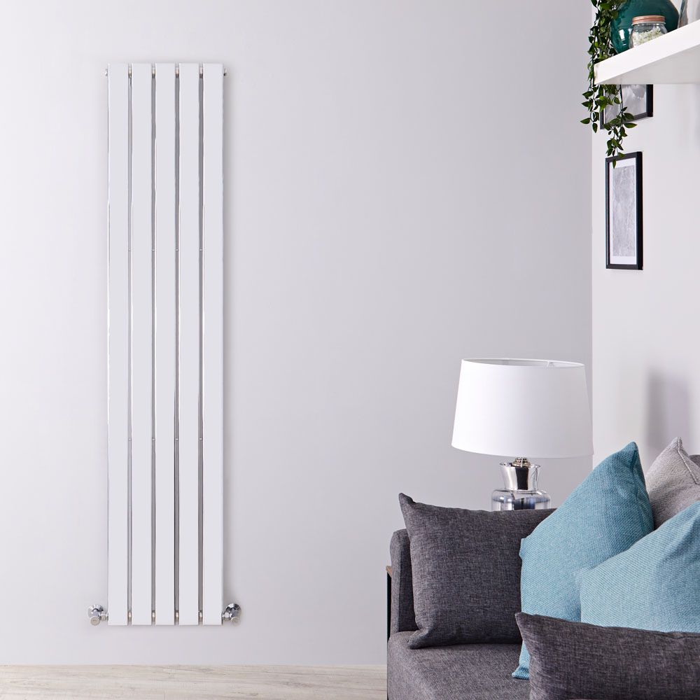 Radiador de Diseño Vertical - Cromado - 1800mm x 375mm x 50mm - 556 Vatios - Delta