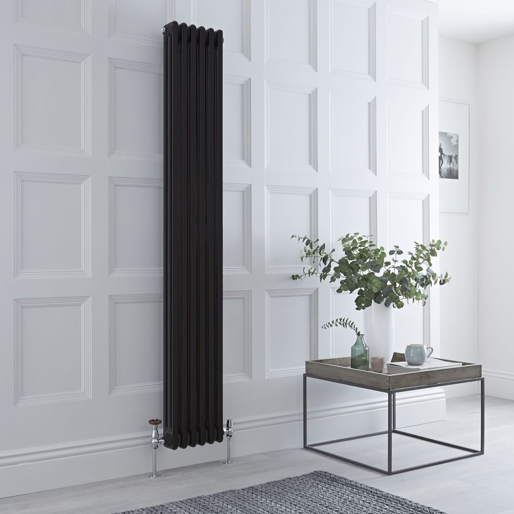 Radiador Tradicional Triple Vertical Negro de 1800mm - Disponible en Distintas Medidas y con Pies - Regent