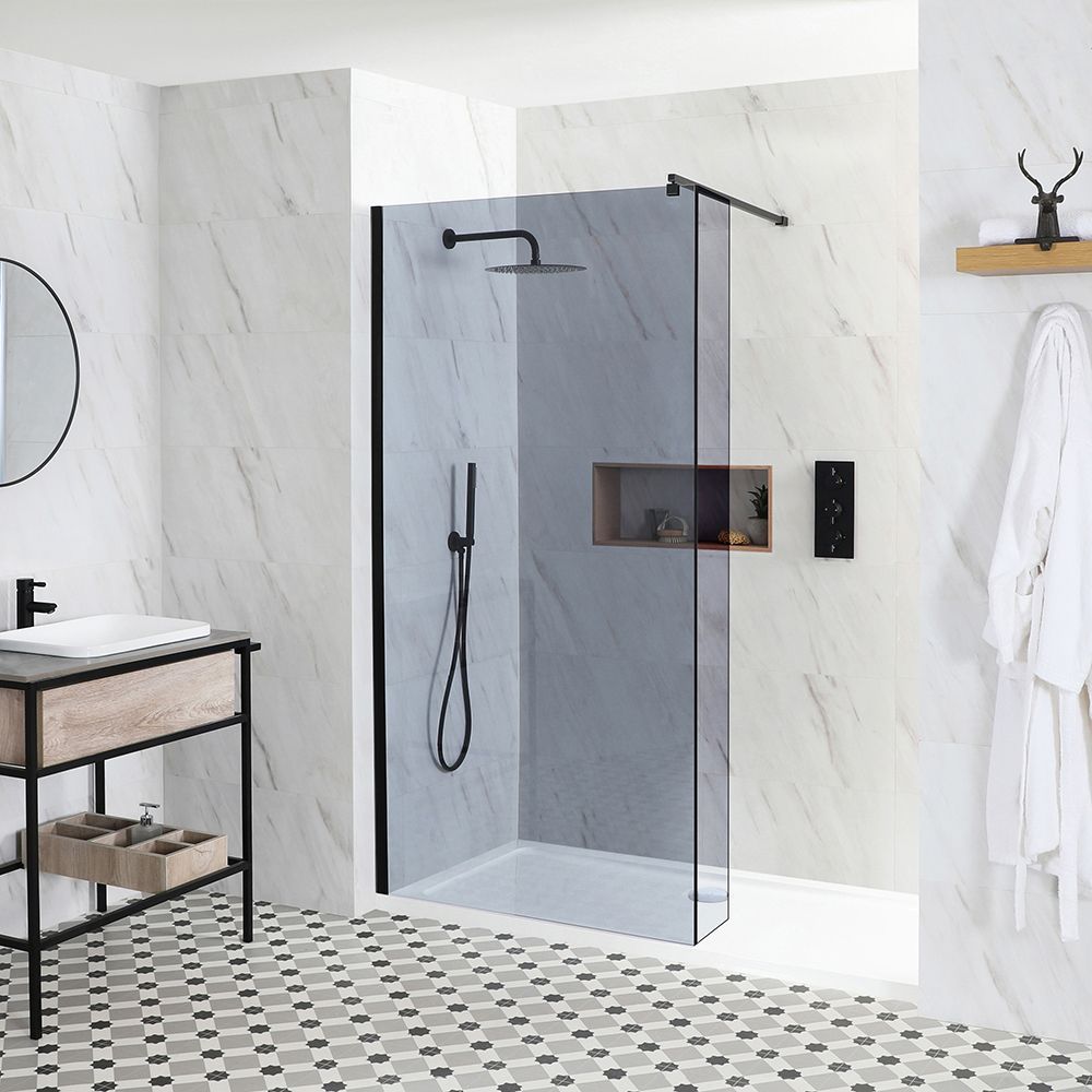 Mampara de Ducha de Obra de Cristal Ahumado para Recoveco Completa con Plato de Ducha - Elección de Medidas y Panel Antisalpicaduras con Bisagras - Nox-Luna