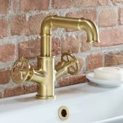 Grifo Mezclador Monoforo para Lavabo en Estilo Industrial - Oro Satinado - Zandra