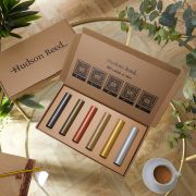 Caja de Muestra de Colores para Radiadores - Selección de Acabados Metalizados