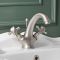 Grifo Mezclador para Lavabo Monoforo Tradicional con Manijas en Cruceta Disponible en Distintos Acabados - Elizabeth