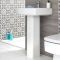 Conjunto para Baño Moderno Completo con Bañera Recta Estándar, Inodoro Adosado y Lavabo con Pedestal - Sandford