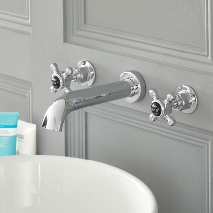 Hudson Reed Elizabeth - Grifo Mezclador de Pared de 3 Agujeros Tradicional para Lavabo con Manijas en Cruceta - Cromado y Negro
