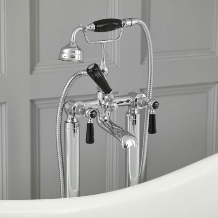 Grifo Mezclador Autoportante Tradicional para Bañera Acabado Color Cromado y Negro con Manijas a Palanca - Elizabeth