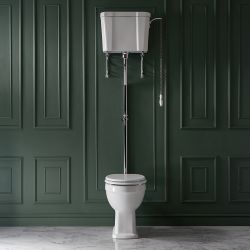 Conjunto con WC Tradicional Elevado con Inodoro con Cisterna Alta y Tapa Blanca - Kit de Descarga Disponible en Distintos Acabados - Richmond