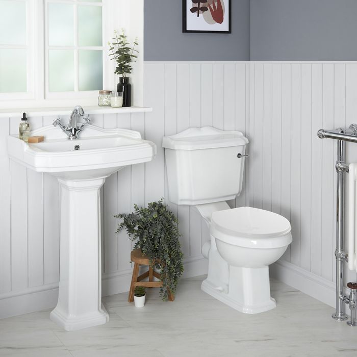 Conjunto de Baño Clásico con Inodoro WC, Cisterna, Lavabo Monoforo y Pedestal de Cerámica Blanca con Tapa de WC - Oxford