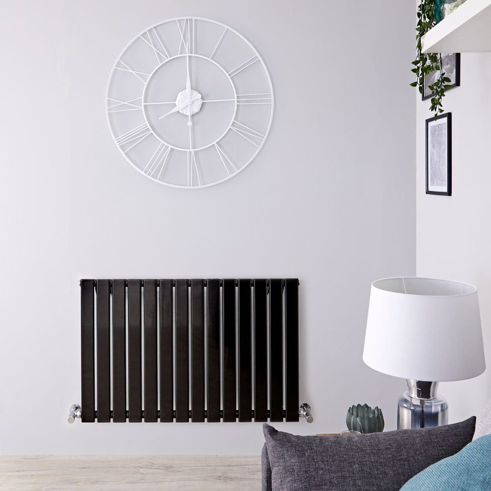 Radiador de Diseño Horizontal - Negro Lúcido - 635mm x 980mm x 46mm - 876 Vatios - Delta