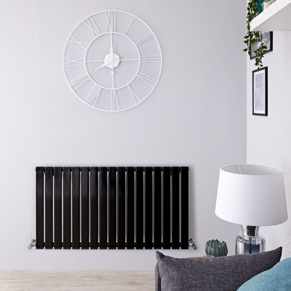 Radiador de Diseño Horizontal - Negro Lúcido - 635mm x 1190mm x 46mm - 1064 Vatios - Delta
