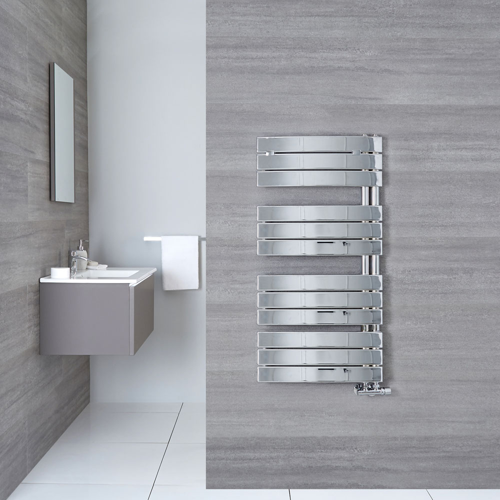 Radiador Toallero Curvo - Cromado - 1080mm x 550mm x 115mm - 336 Vatios - Elgin
