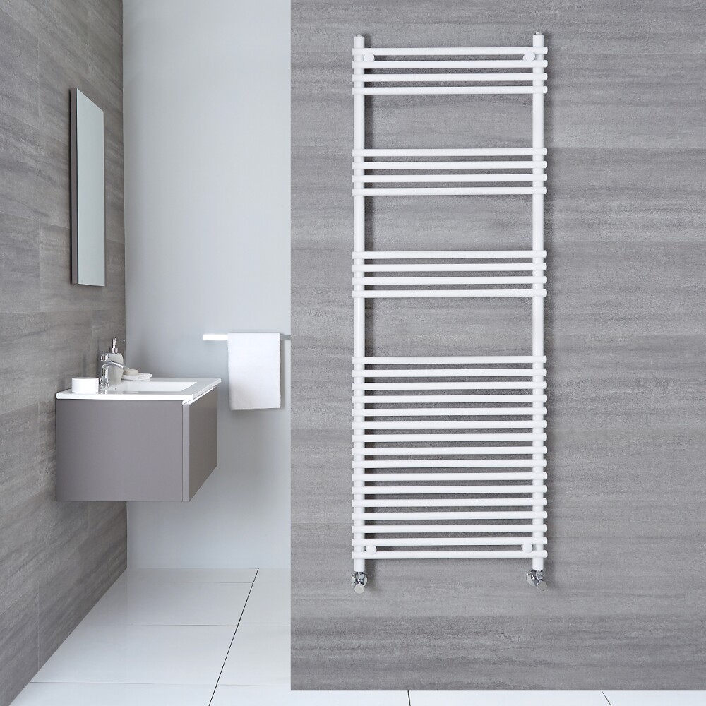 Radiador Toallero Plano - Blanco - 1650mm x 450mm x 84mm - 850 Vatios - Ischia