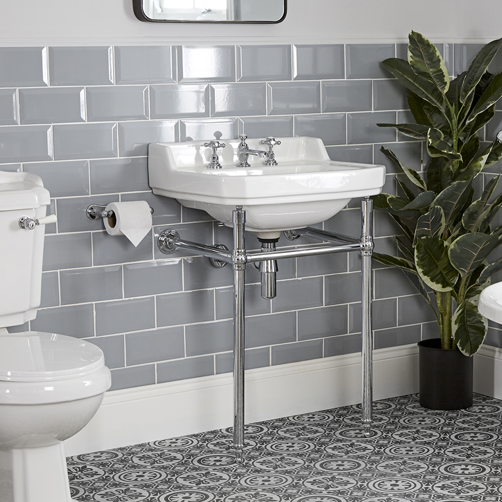 Lavabo Consola Retro de Cerámica 560mm con Estructura Inferior de Latón Cromado - Richmond