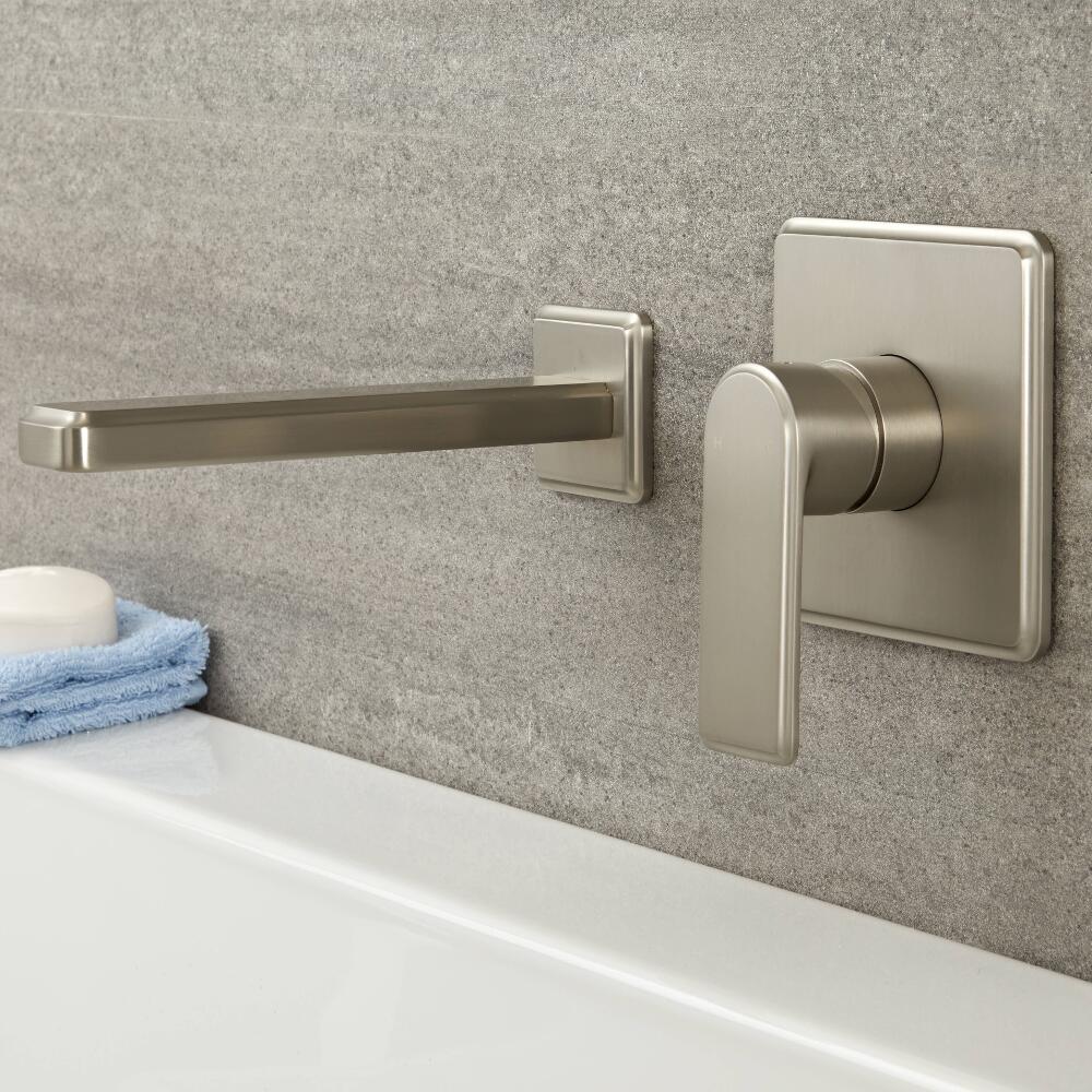 Mezclador Manual de 1 Función para Lavabo o Bañera de Color Níquel Cepillado y Caño - Aldwick