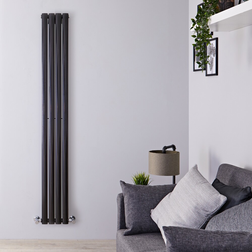 Radiador de Diseño Vertical Ahorra Espacio - Negro Lúcido - 1780mm x 236mm x 56mm - 594 Vatios - Revive