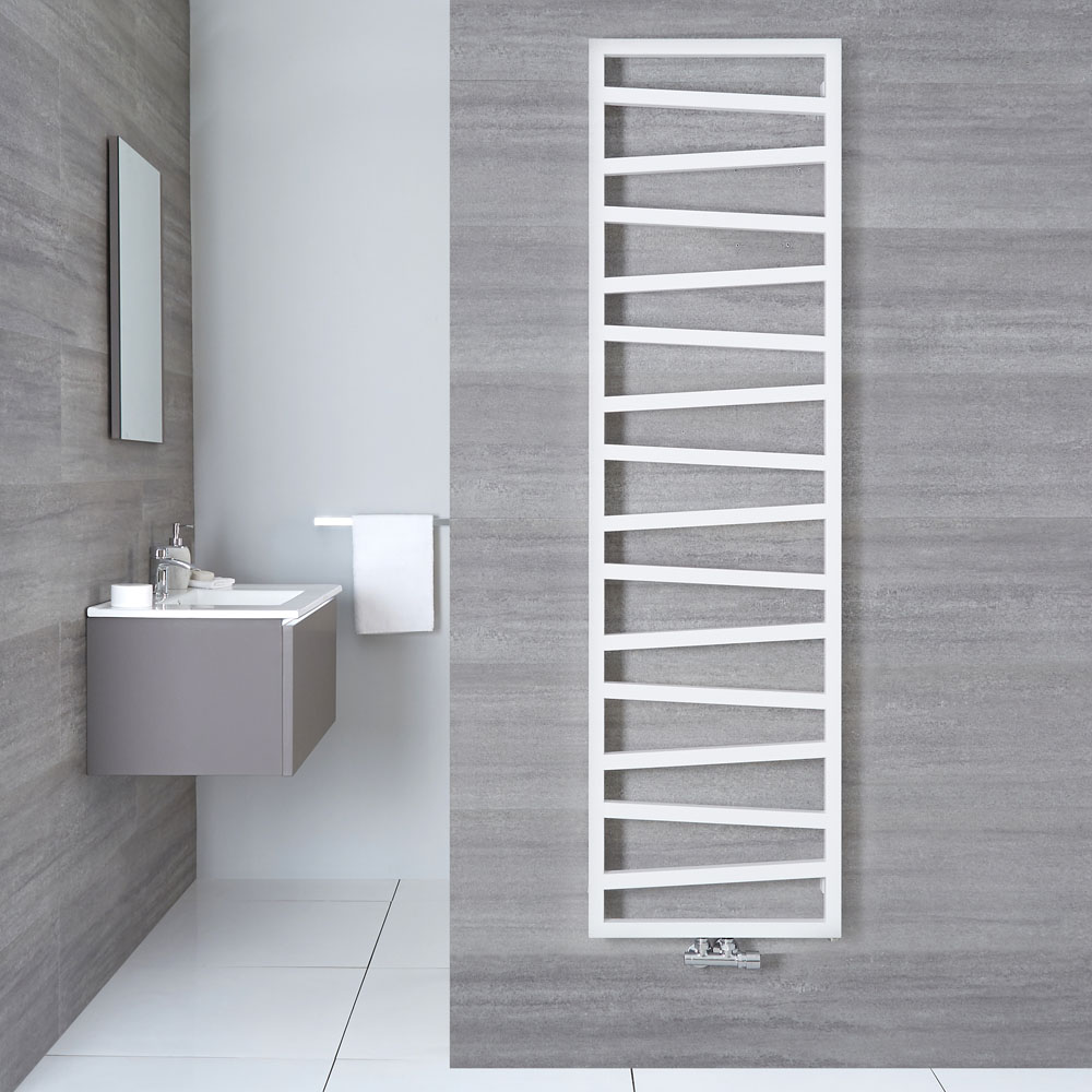 Radiador Toallero de Diseño Vertical Con Conexión Central - Blanco - 1780mm x 500mm x 30mm - 794 Vatios - Torun